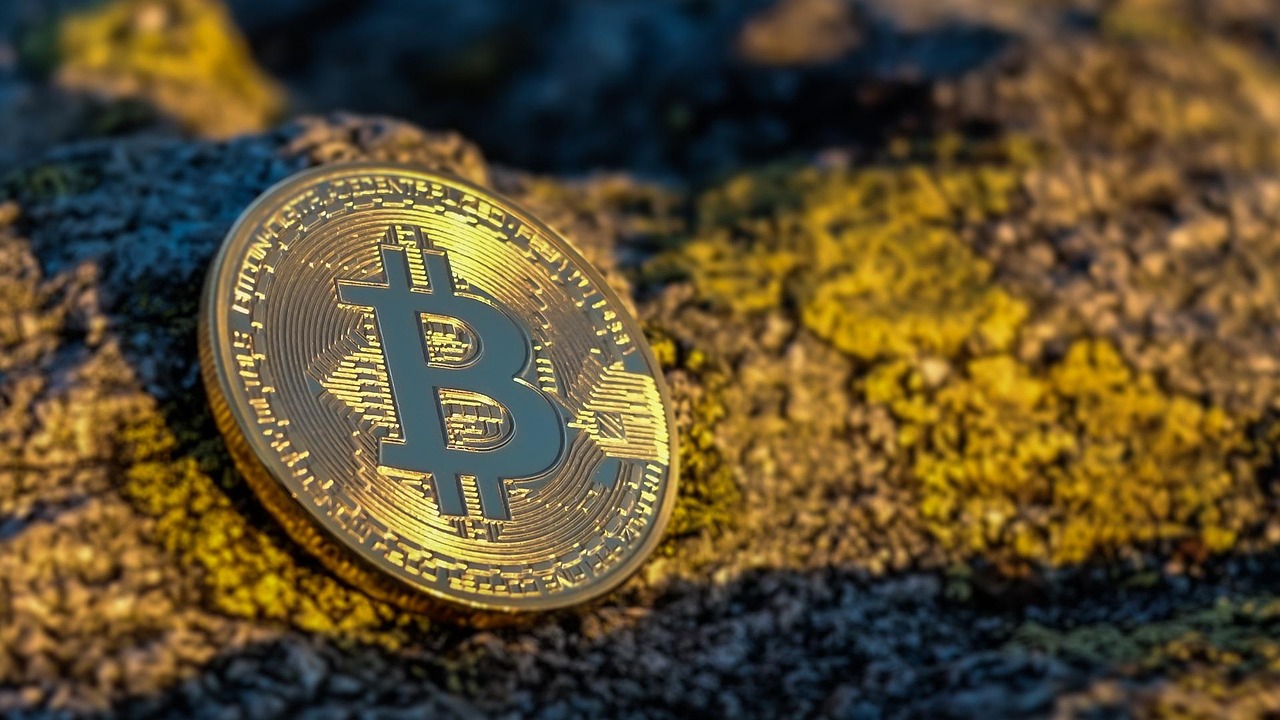 以太坊巨鲸投降！6.5万枚ETH做多仓位昨晚已近全数止损